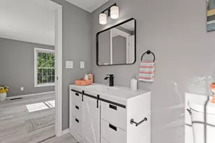 109 Purchase St, Manchester, NH 03103 - Photo 24