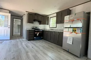 13 Noble Pl, Londonderry, NH 03053 - Photo 10