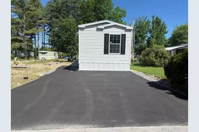 13 Noble Place, Londonderry, NH 03053 - Photo 2