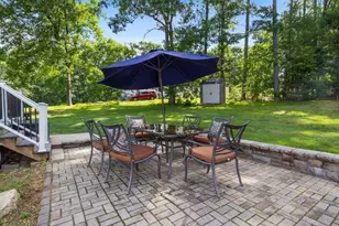 8 Diana Rd, Derry, NH 03038 - Photo 32
