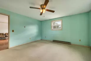 244 Pine St, Laconia, NH 03246 - Photo 16