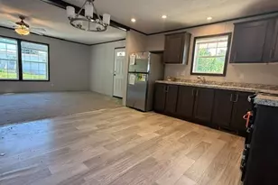 70 Norwich Place, Londonderry, NH 03053 - Photo 6