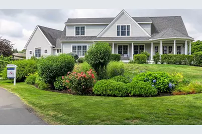 31 Pleasant Point Drive, Portsmouth, NH 03801 - Photo 1