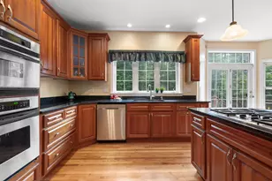 84 Searles Rd, Windham, NH 03087 - Photo 8