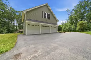 24 Piper Ln, Pelham, NH 03076 - Photo 54