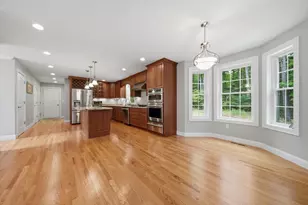 24 Piper Ln, Pelham, NH 03076 - Photo 4