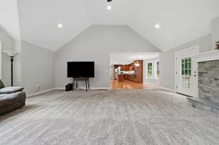 24 Piper Ln, Pelham, NH 03076 - Photo 16