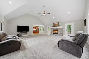 24 Piper Ln, Pelham, NH 03076 - Photo 14