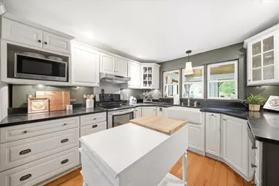 13 Nesmith Street, Derry, NH 03038 - Photo 18