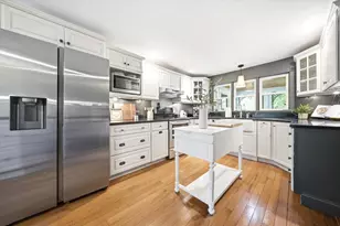 13 Nesmith St, Derry, NH 03038 - Photo 16