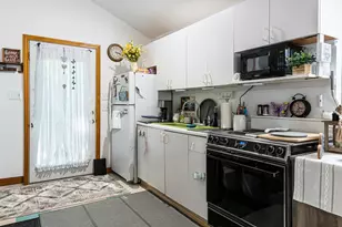 24 Wilder St, Peterborough, NH 03458 - Photo 8