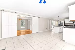105 Wyndridge Cir, Pelham, NH 03076 - Photo 12
