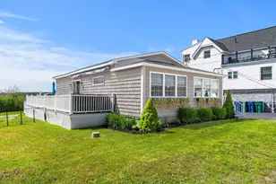 527 Ocean Blvd, Hampton, NH 03842 - Photo 2