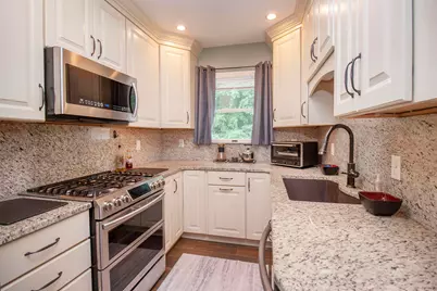 234 Lafayette Street, Manchester, NH 03102 - Photo 2