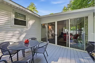 60 Trestle Brook Drive, Nashua, NH 03062 - Photo 8