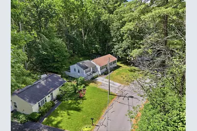 60 Trestle Brook Drive, Nashua, NH 03062 - Photo 4