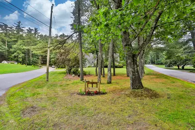 9 Candy Lane, Merrimack, NH 03054 - Photo 2
