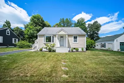 547 Colonial Drive, Portsmouth, NH 03801 - Photo 2