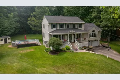32 Kristin Drive, Derry, NH 03038 - Photo 2