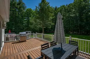 32 Kristin Dr, Derry, NH 03038 - Photo 34