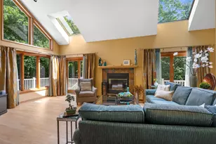 6 Summer Dr, Londonderry, NH 03053 - Photo 8