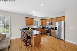 5 Davenport Dr, Londonderry, NH 03053 - Photo 10