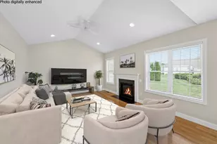 5 Davenport Dr, Londonderry, NH 03053 - Photo 4
