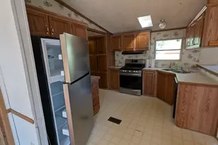 545 Elm St, Milford, NH 03055 - Photo 6