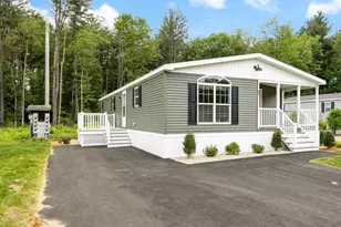 29 Lowell Rd, Salem, NH 03079 - Photo 4