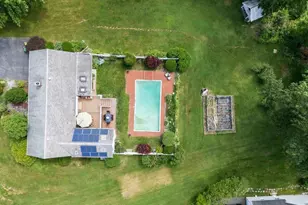 3 Fairway Dr, Greenland, NH 03840 - Photo 2