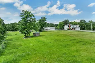 307 E Ricker Rd, Loudon, NH 03307 - Photo 10