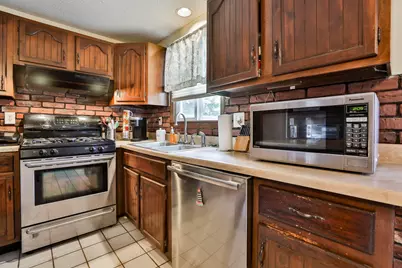 160 West Hollis Street #B, Nashua, NH 03060 - Photo 14