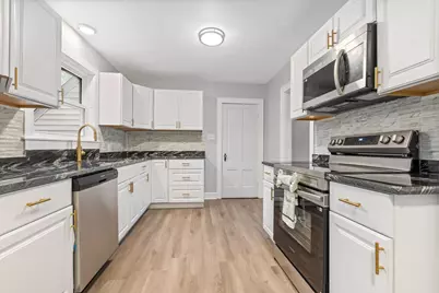857 Union Street, Manchester, NH 03104 - Photo 10