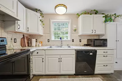 10 Guernsey Court, Chichester, NH 03258 - Photo 12