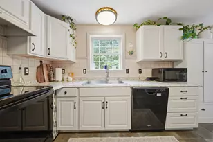 10 Guernsey Ct, Chichester, NH 03258 - Photo 12
