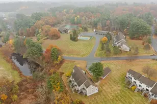 69 Bayberry Ln, Londonderry, NH 03053 - Photo 8