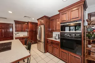 4 Cheney Ln, Plaistow, NH 03865 - Photo 8