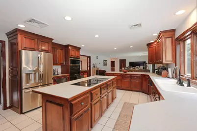 4 Cheney Lane, Plaistow, NH 03865 - Photo 4