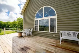 134 Lakeview Ests Rd, Pittsburg, NH 03592 - Photo 8