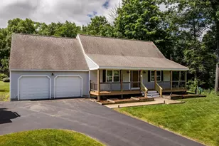 76 Mast Rd, Dover, NH 03820 - Photo 2