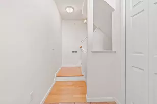 16 Edward Cir, Bedford, NH 03110 - Photo 10