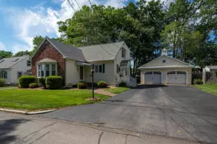 128 Holly Ave, Manchester, NH 03103 - Photo 1