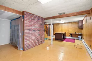 128 Holly Ave, Manchester, NH 03103 - Photo 38