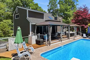 60 Stanley Brook Dr, Salem, NH 03079 - Photo 2