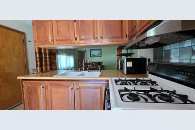 17 Mobile Coach Lane, Mont Vernon, NH 03057 - Photo 4