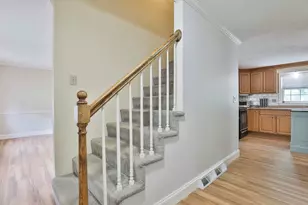 4 Spindlewick Dr, Nashua, NH 03062 - Photo 10