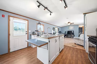 20 Center Court, Epping, NH 03042 - Photo 6