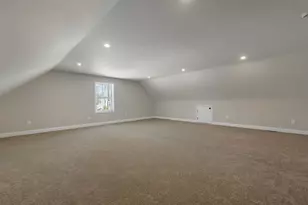 101 Laurel Rd, Hooksett, NH 03106 - Photo 16