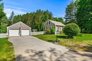 129 Bedford Center Rd, Bedford, NH 03110 - Photo 36