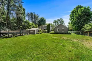 129 Bedford Center Rd, Bedford, NH 03110 - Photo 32
